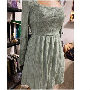 Bell-sleeve Cottage-core sundress